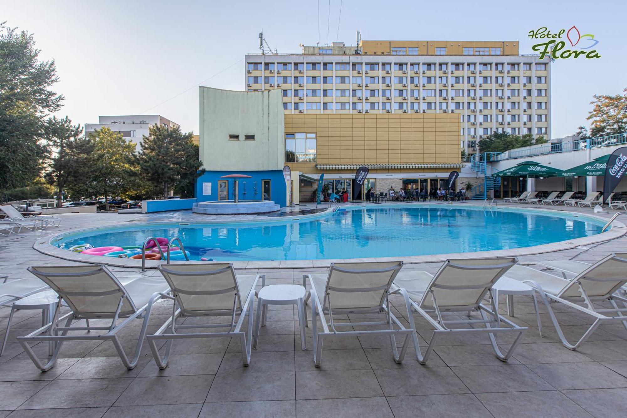 Hotel Flora 3*