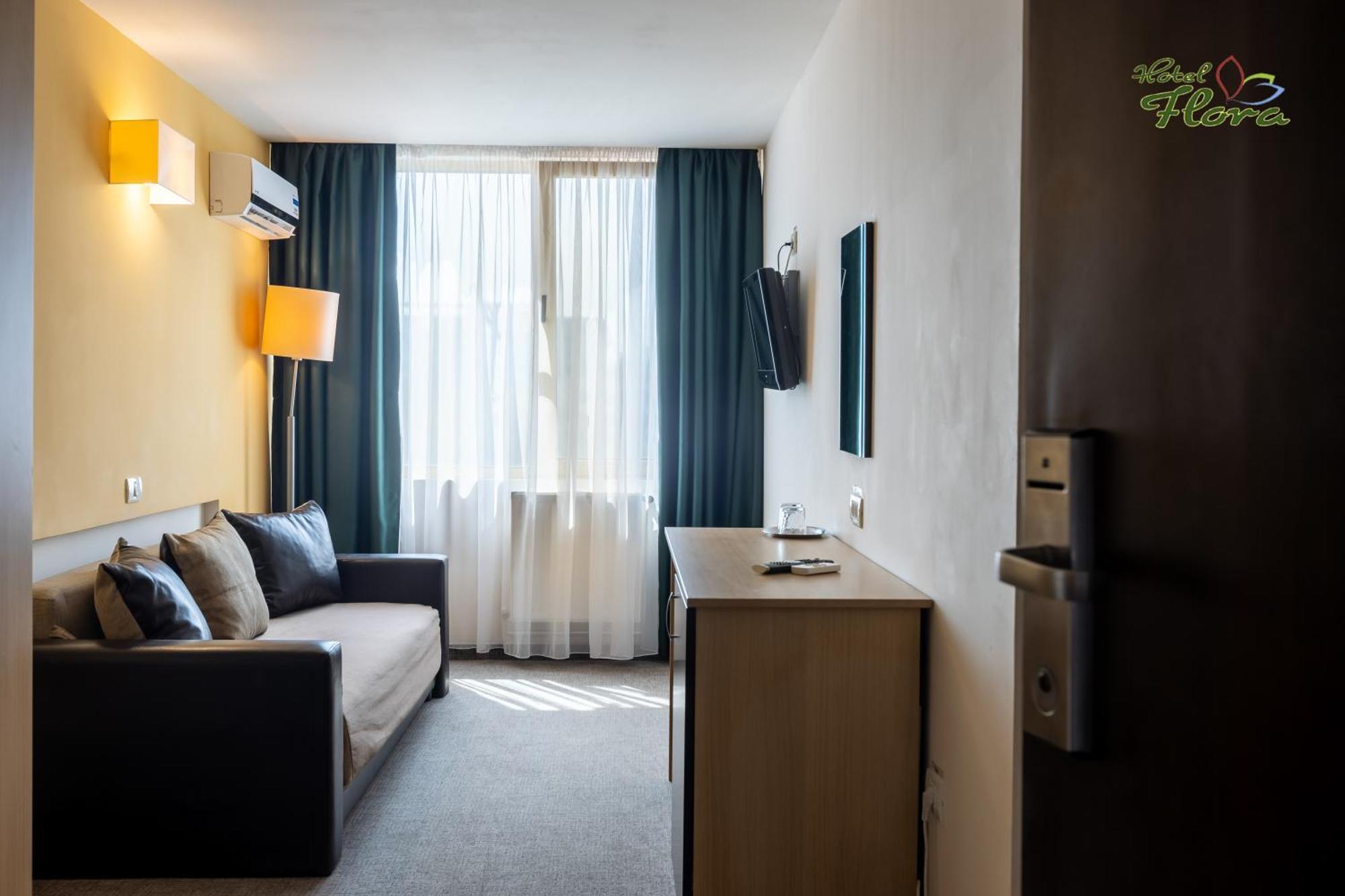 Hotel Flora